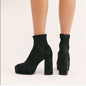 Free People Smyth Black Nubuck Platform Block Heel Boots Sz 39